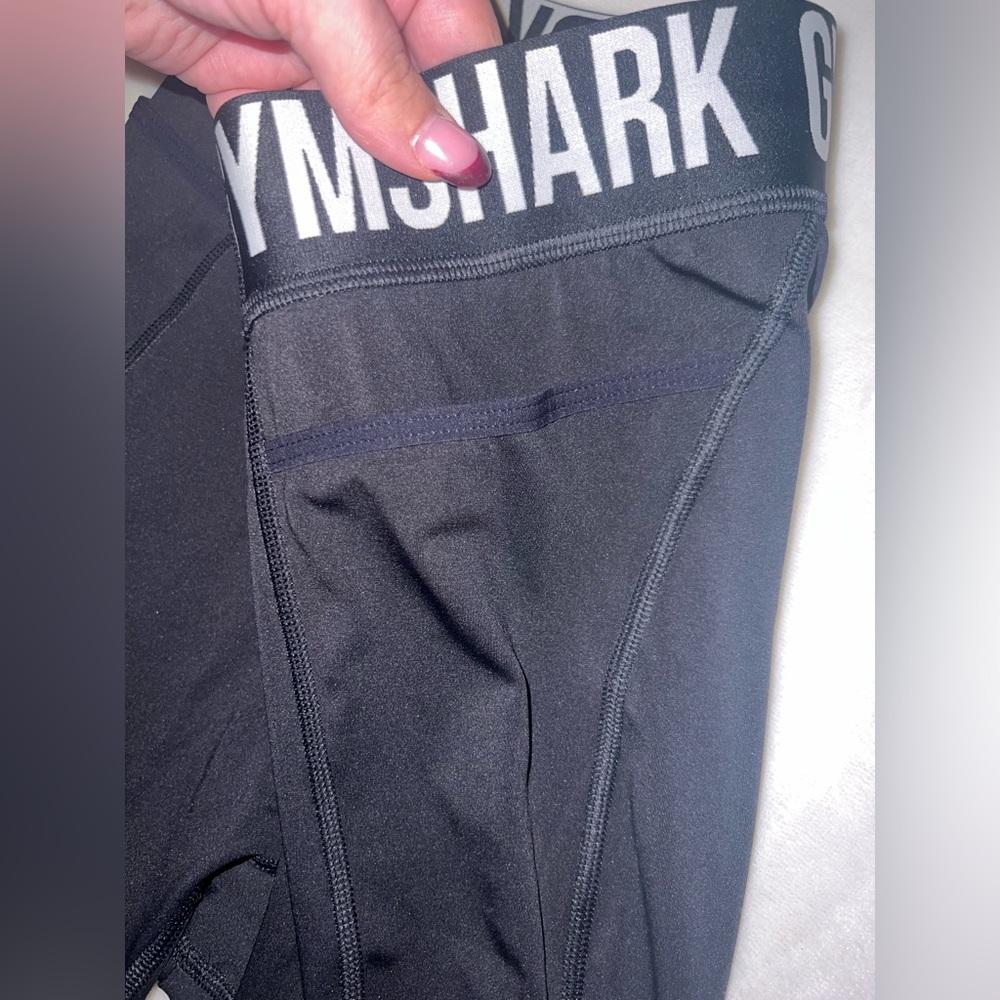 Gymshark Black High-Waisted Pocket Biker Shorts | Size M | NWOT - Picture 7 of 8